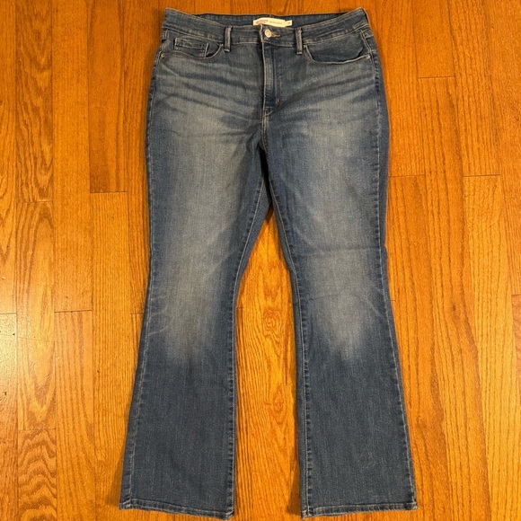 Levi Strauss Blue Jeans Women’s Size 14 - Picture 1 of 5